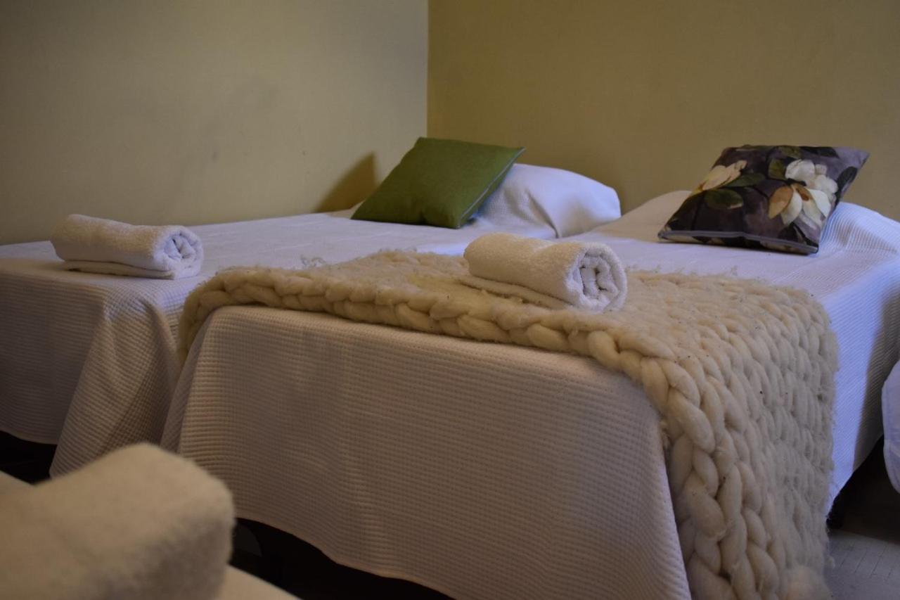Hotel Cabanas Aparts Tierra De Glaciares El Calafate Esterno foto